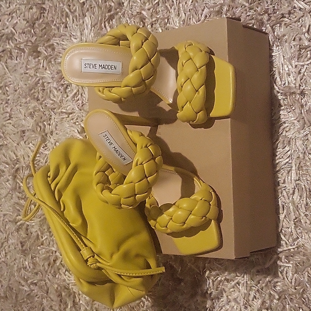 Brand new Steve Madden heels and bag combo in the color Citron